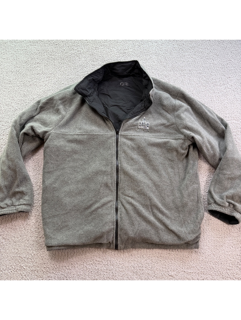 Princess Cruises Baltic Black Nylon Windbreaker Puffer Jacket Reversible